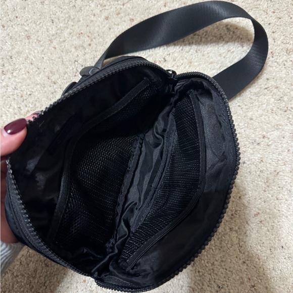 lululemon athletica Black Belt Bag - Picture 2 of 2